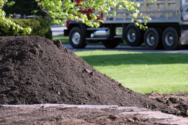 Yard Dirt Delivery in Zionsville