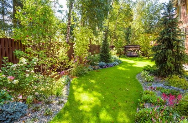 Monthly Garden Maintenance in Zionsville