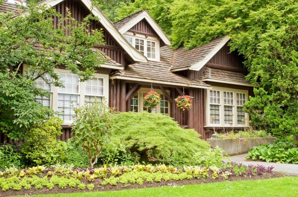 Log Home Landscaping in Zionsville
